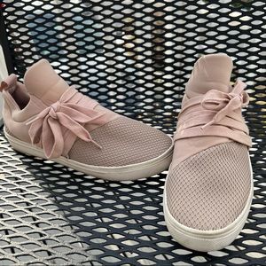 Steve Madden Lancer Sneakers - Blush Color